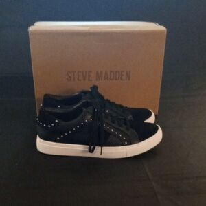 Steve Madden ZACY Black and White Women's Sneakers